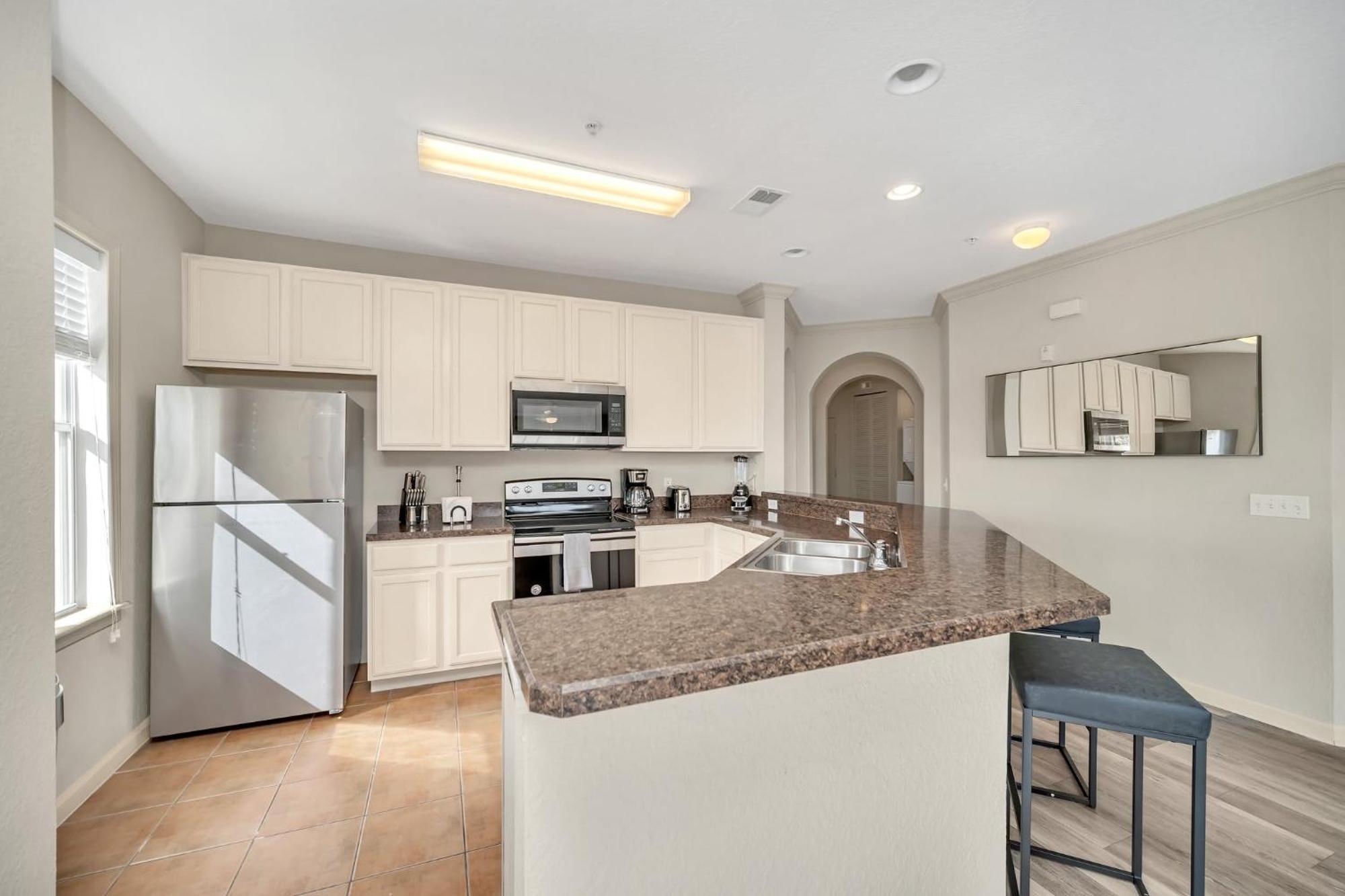 Spacious 2Br Condo W Pool & Hot Tub Near Disney オーランド エクステリア 写真